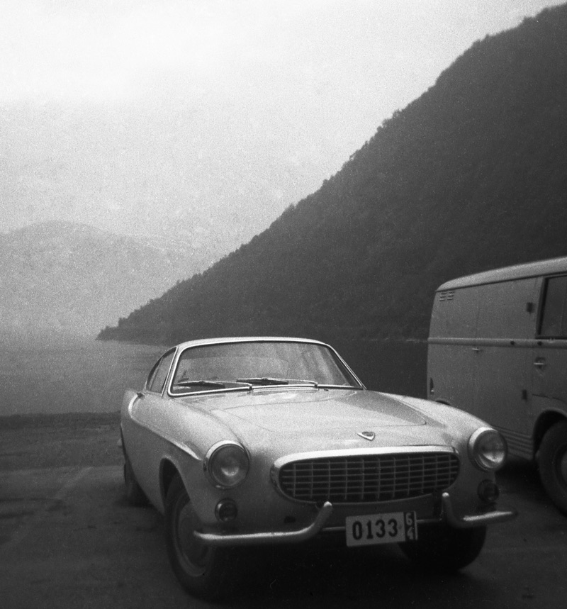 early Volvo P 1800