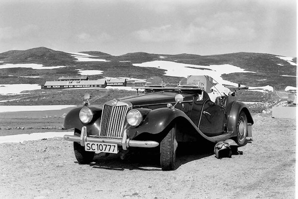 ​MG TF 1954 resting at Hardangervidda, Norway.